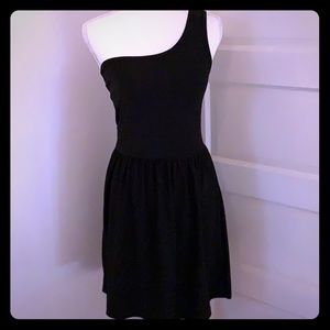 One shoulder dress